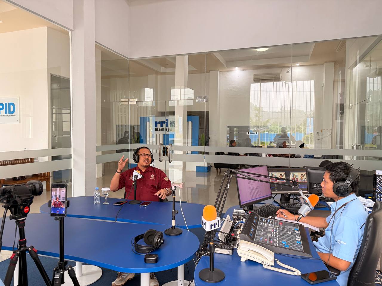 Dialog Interaktif di RRI Mamuju, LPH Hidayatullah Bahas WHO 2026 dan Peluang bagi UMKM